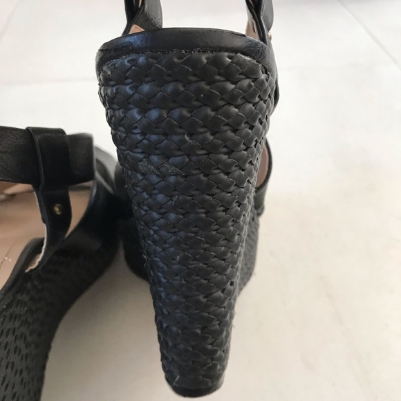 Charles by Charles David Alicia Wedge Sandals - Picture 8 of 8